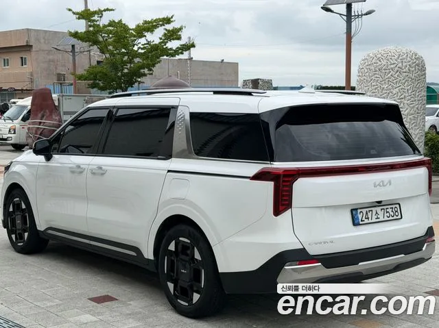 Kia Carnival 2025 thumb 2