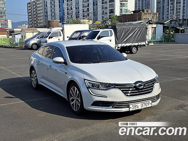 Renault-KoreaSamsung Megane 2016 thumb 3