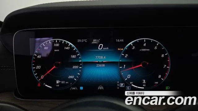Mercedes-Benz E-Класс 2023 thumb 8