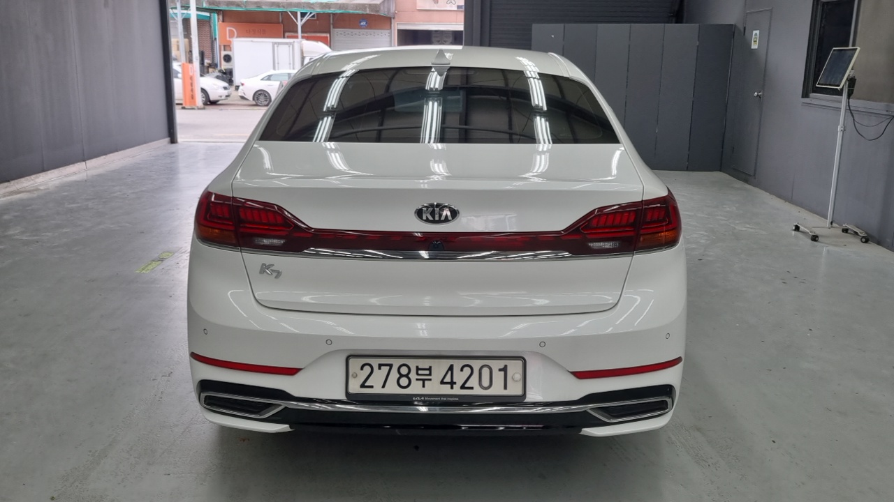 Kia K7 2019 thumb 4