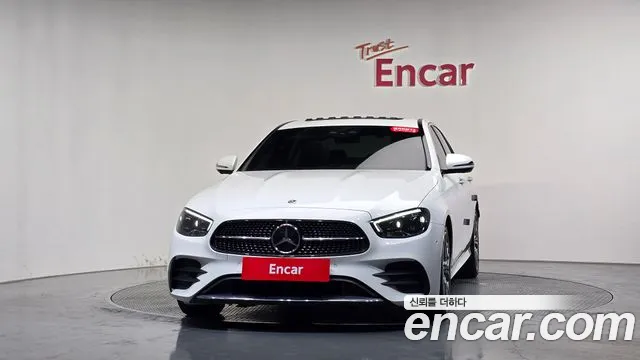 Mercedes-Benz E-Класс 2023 thumb 2