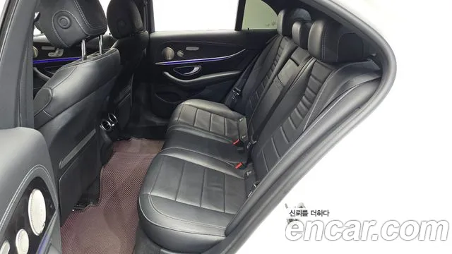 Mercedes-Benz E-Класс 2023 thumb 10