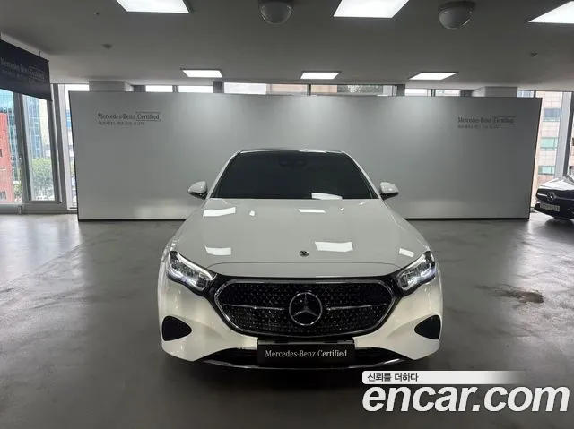 Mercedes-Benz E-Класс 2024 thumb 3