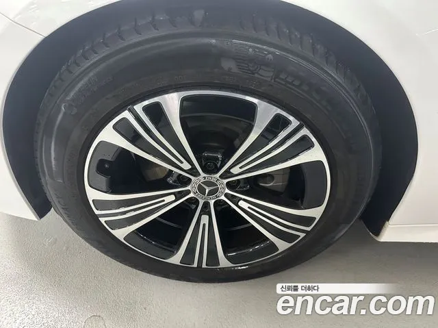 Mercedes-Benz E-Класс 2024 thumb 5