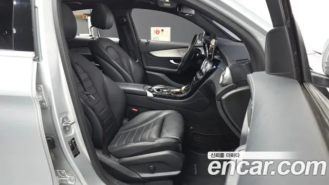 Mercedes-Benz GLC 2018 thumb 10