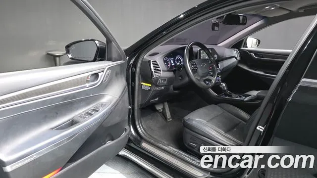 Hyundai Grandeur 2017 thumb 9