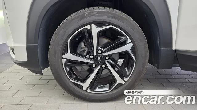 ChevroletGMDaewoo TrailBlazer 2022 thumb 5