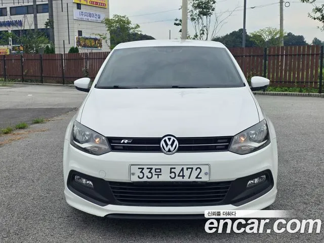 Volkswagen Polo 2014 thumb 2