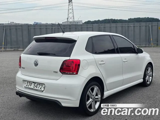 Volkswagen Polo 2014 thumb 4