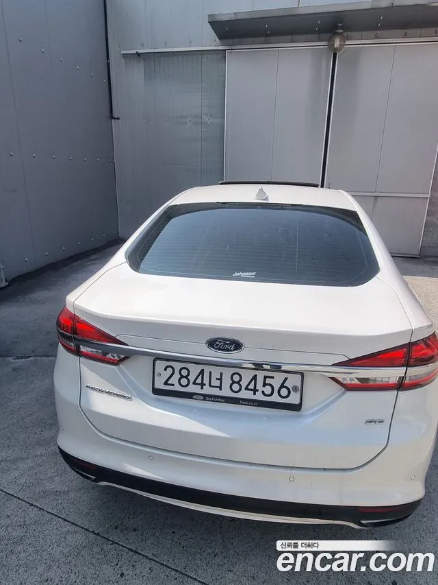 Ford Mondeo 2020 thumb 2