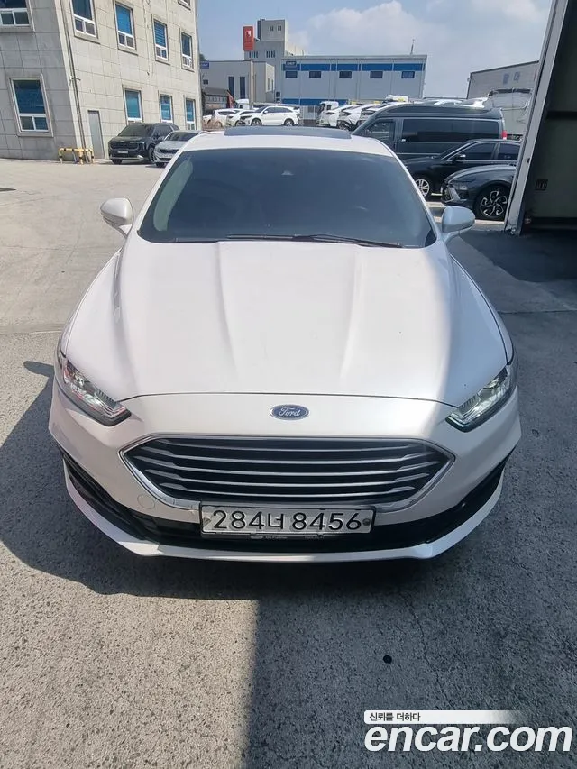Ford Mondeo 2020 thumb 12