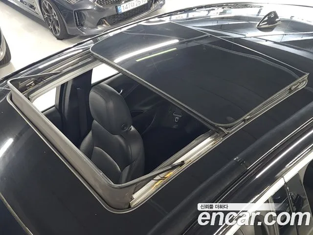 ChevroletGMDaewoo Malibu 2017 thumb 10