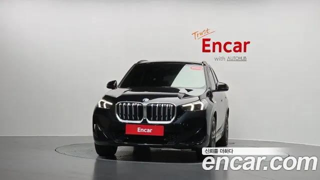 BMW X1 2023 thumb 2