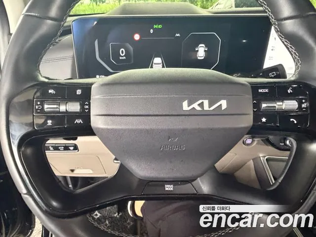 Kia Carnival 2024 thumb 6