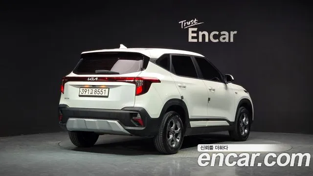 Kia Seltos 2024 thumb 2