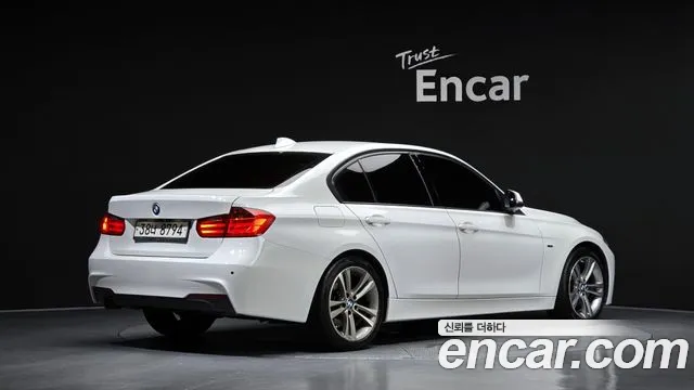 BMW 3-Series 2015 thumb 2