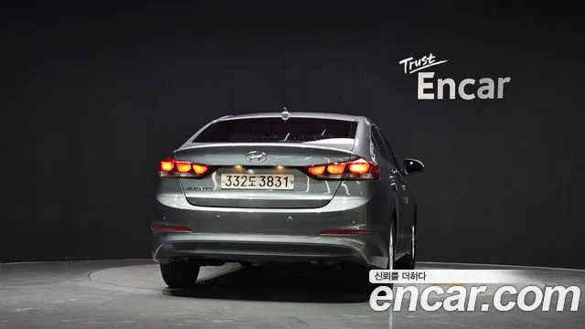 Hyundai Avante 2017 thumb 4