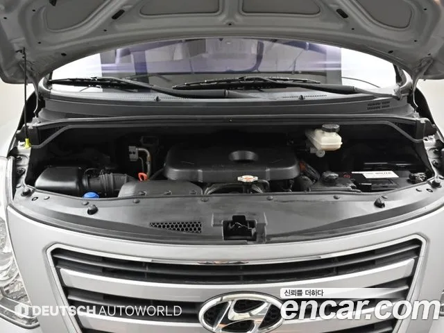 Hyundai Starex 2017 thumb 6