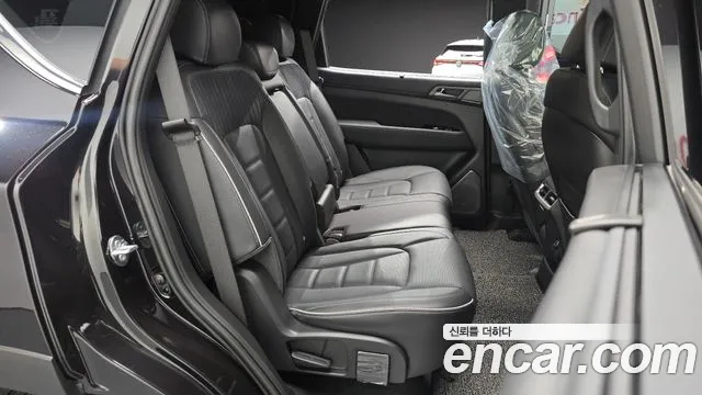 KG_Mobility_Ssangyong Rexton 2024 thumb 11