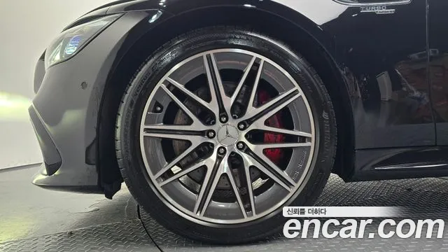 Mercedes-Benz AMG GT 2023 thumb 5