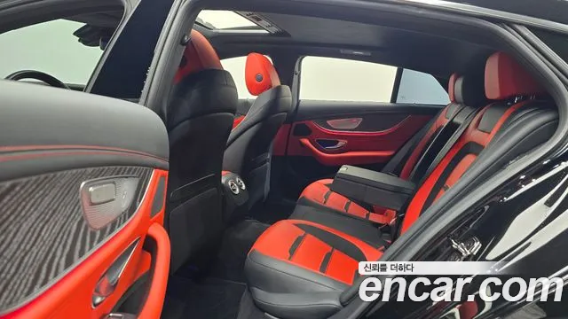 Mercedes-Benz AMG GT 2023 thumb 12
