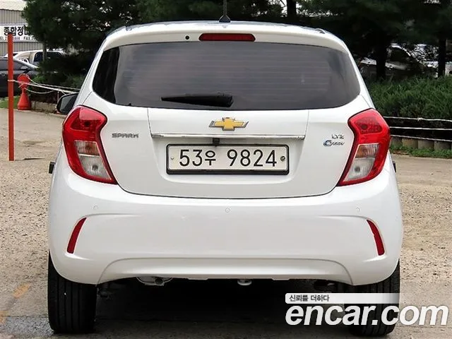 ChevroletGMDaewoo Spark 2015 thumb 4