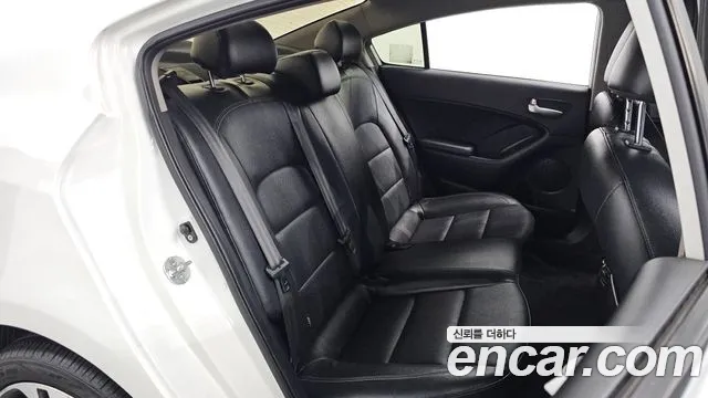 Kia K3 2014 thumb 11