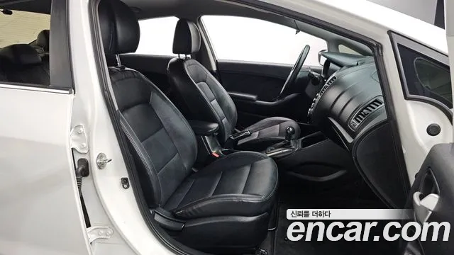 Kia K3 2014 thumb 12