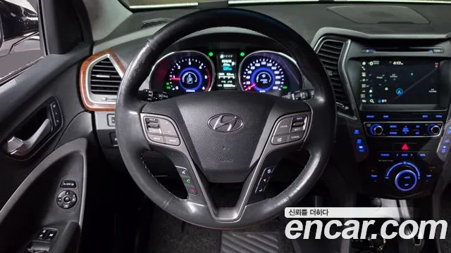 Hyundai Santa Fe 2015 thumb 12