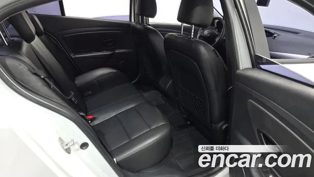 Renault-KoreaSamsung Fluence 2019 thumb 11