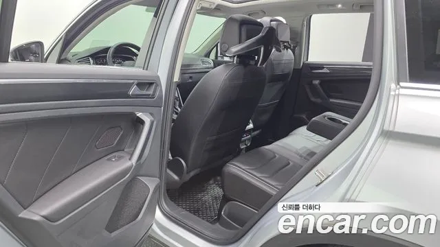 Volkswagen Tiguan 2022 thumb 11