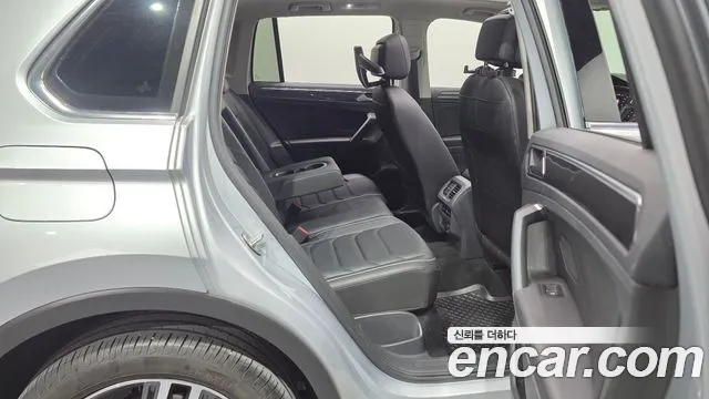 Volkswagen Tiguan 2022 thumb 12
