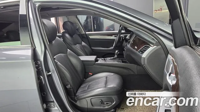 Hyundai Genesis 2015 thumb 11