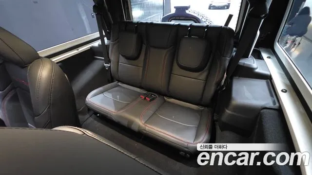 Jeep Wrangler 2026 thumb 12