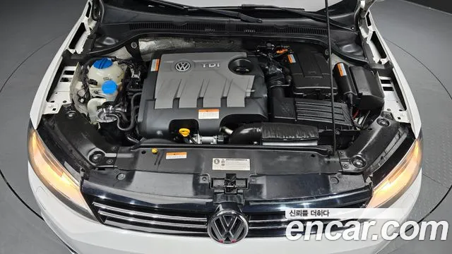 Volkswagen Jetta 2014 thumb 6