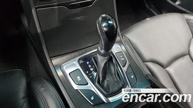 Hyundai Grandeur 2015 thumb 9