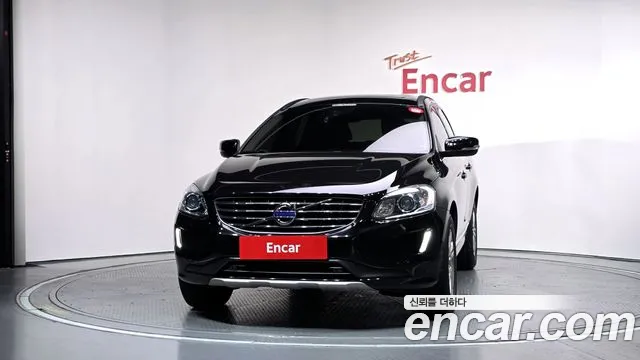 Volvo XC60 2016 thumb 3