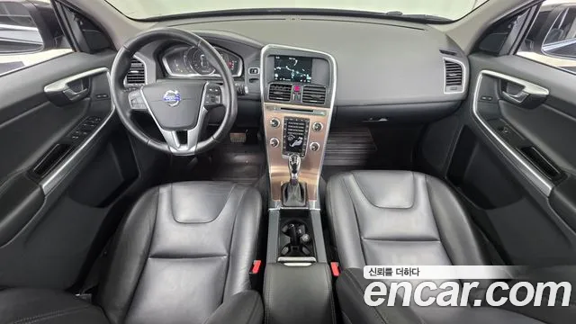 Volvo XC60 2016 thumb 7