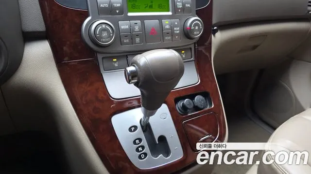 Kia Carnival 2009 thumb 9