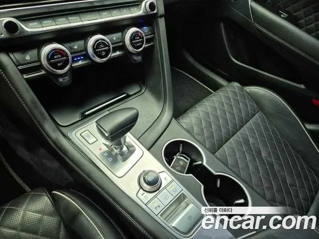 Genesis G70 2017 thumb 8