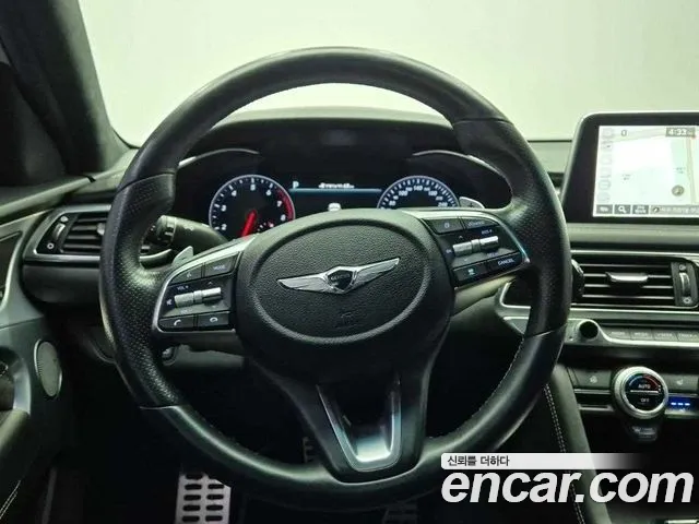 Genesis G70 2017 thumb 9