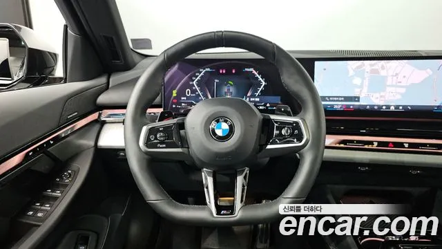BMW 5-Series 2024 thumb 12