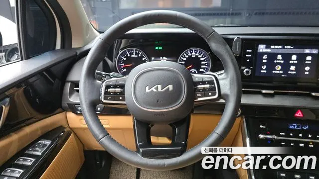 Kia Carnival 2022 thumb 12