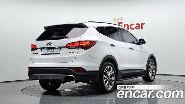 Hyundai Santa Fe 2015 thumb 2
