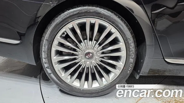 Kia K9 2018 thumb 5