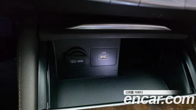 Kia K9 2018 thumb 12