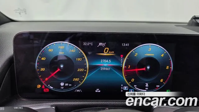 Mercedes-Benz GLB 2021 thumb 8