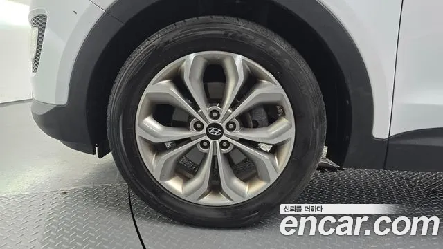 Hyundai Santa Fe 2014 thumb 5