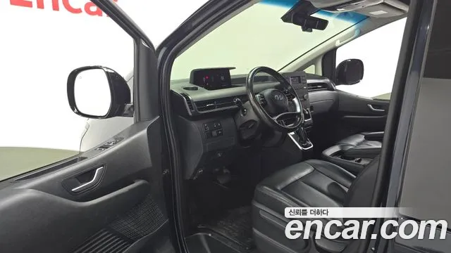 Hyundai Staria 2022 thumb 10