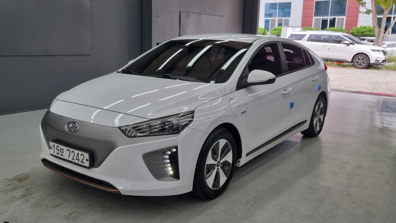 Hyundai IONIQ 6 2016 thumb 12